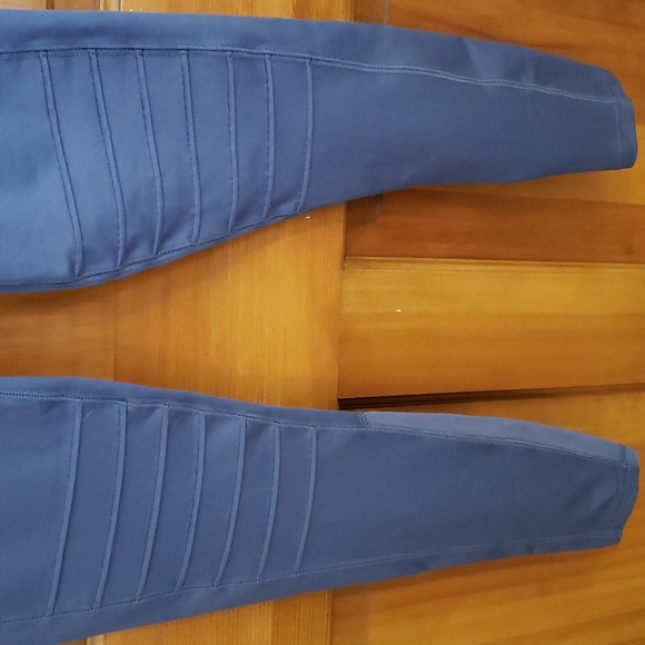 PUMA Purple Leggings Size S - Picture 2 of 6